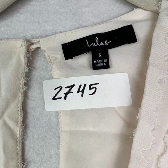 Lulus Bodysuit Small Puff Sleeve Textured Faux Wrap Snap Button Sexy Feminine - Picture 5 of 9